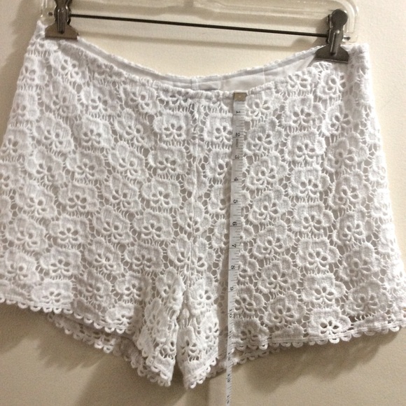 JLo Jennifer Lopez crocheted shorts - Picture 7 of 8